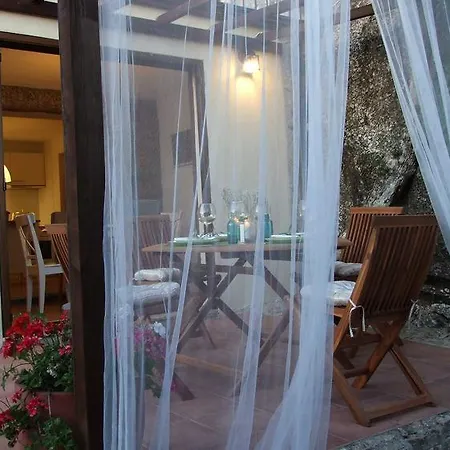 On The Rocks Villa Anjos (Braga)